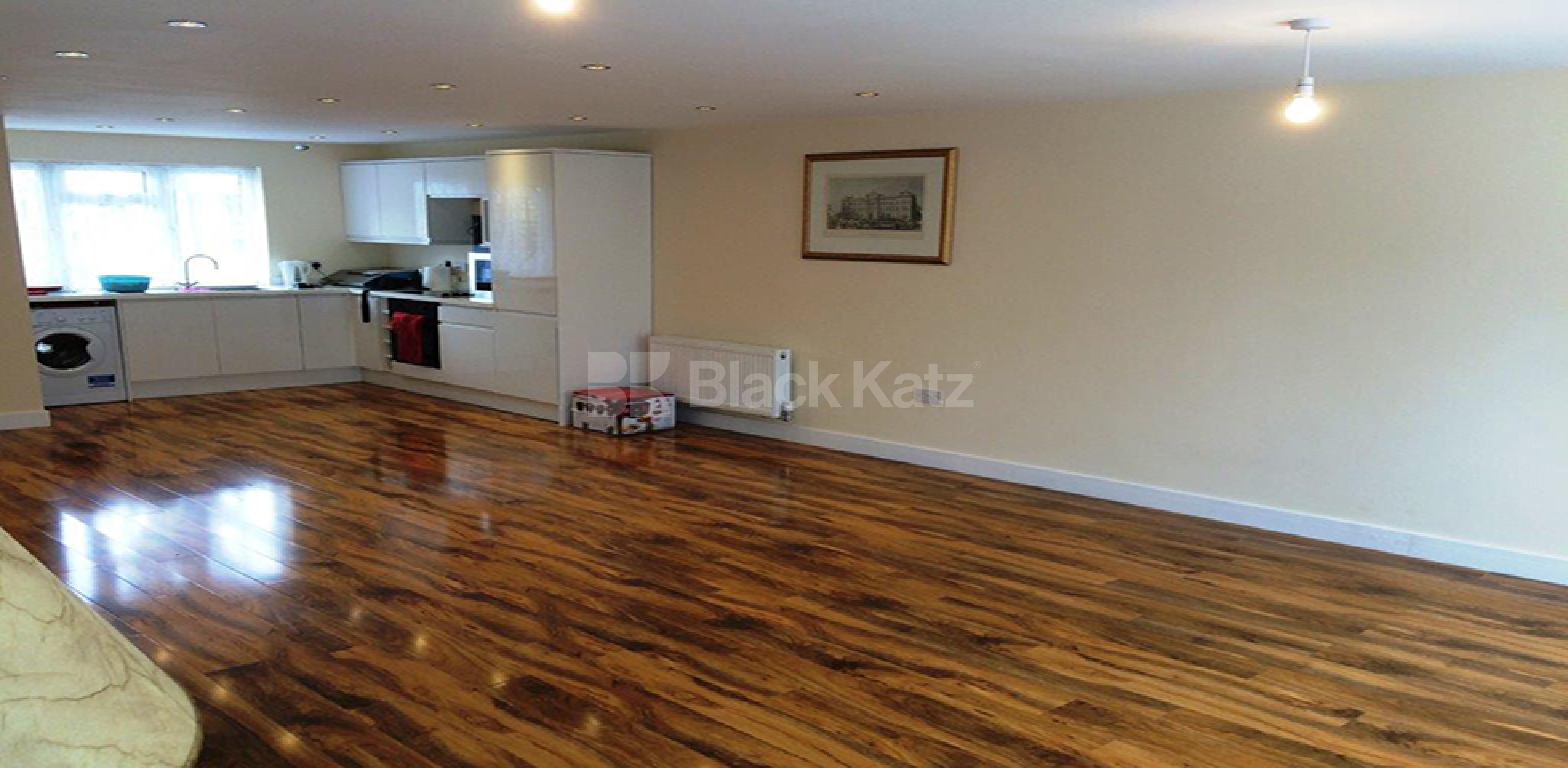 			NEW INSTRUCTION (Includes electric, water and council tax)., 3 Bedroom, 1 bath, 1 reception House			 Colegrove Road , Peckham  SE15